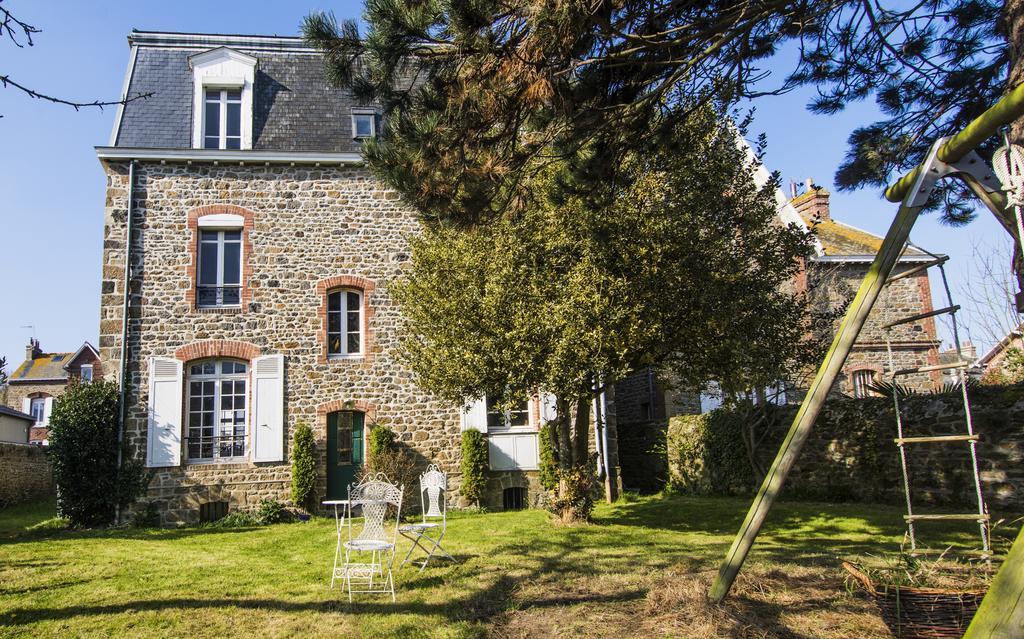 Villa Athanaze Saint-Malo Exteriör bild